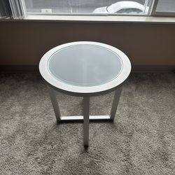 Tables (Pair)