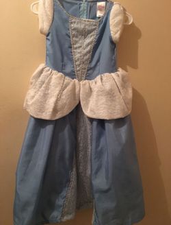 Halloween Short Sleeve Little Girls Princess Cinderella Costume Blue By: Disguise $20.00 OBO