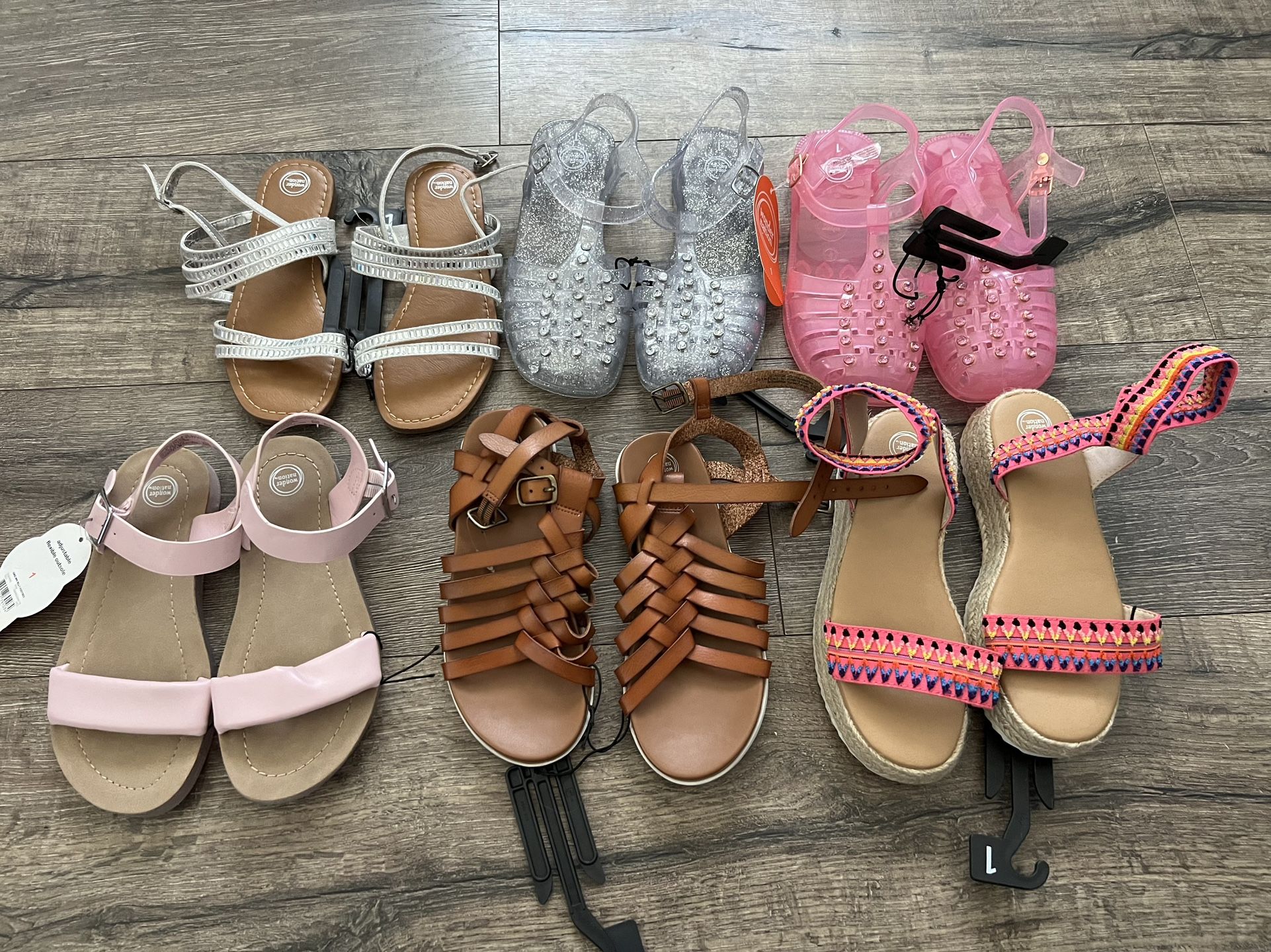 NWT girls size 1 sandals by wonder nation $25