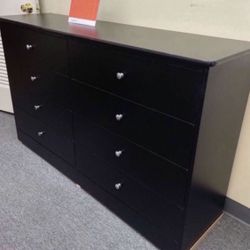 Eight Drawers Dresser 