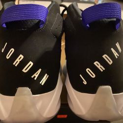 Men’s Jordan’s 11 1/2