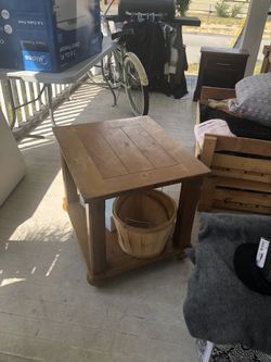 End table