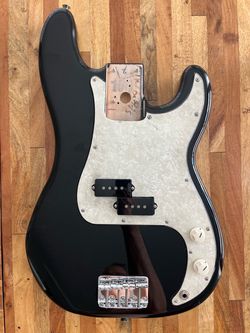 2021 Fender Precision Bass Body MIM Fully Loaded