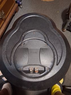 Kicker bazooka bass