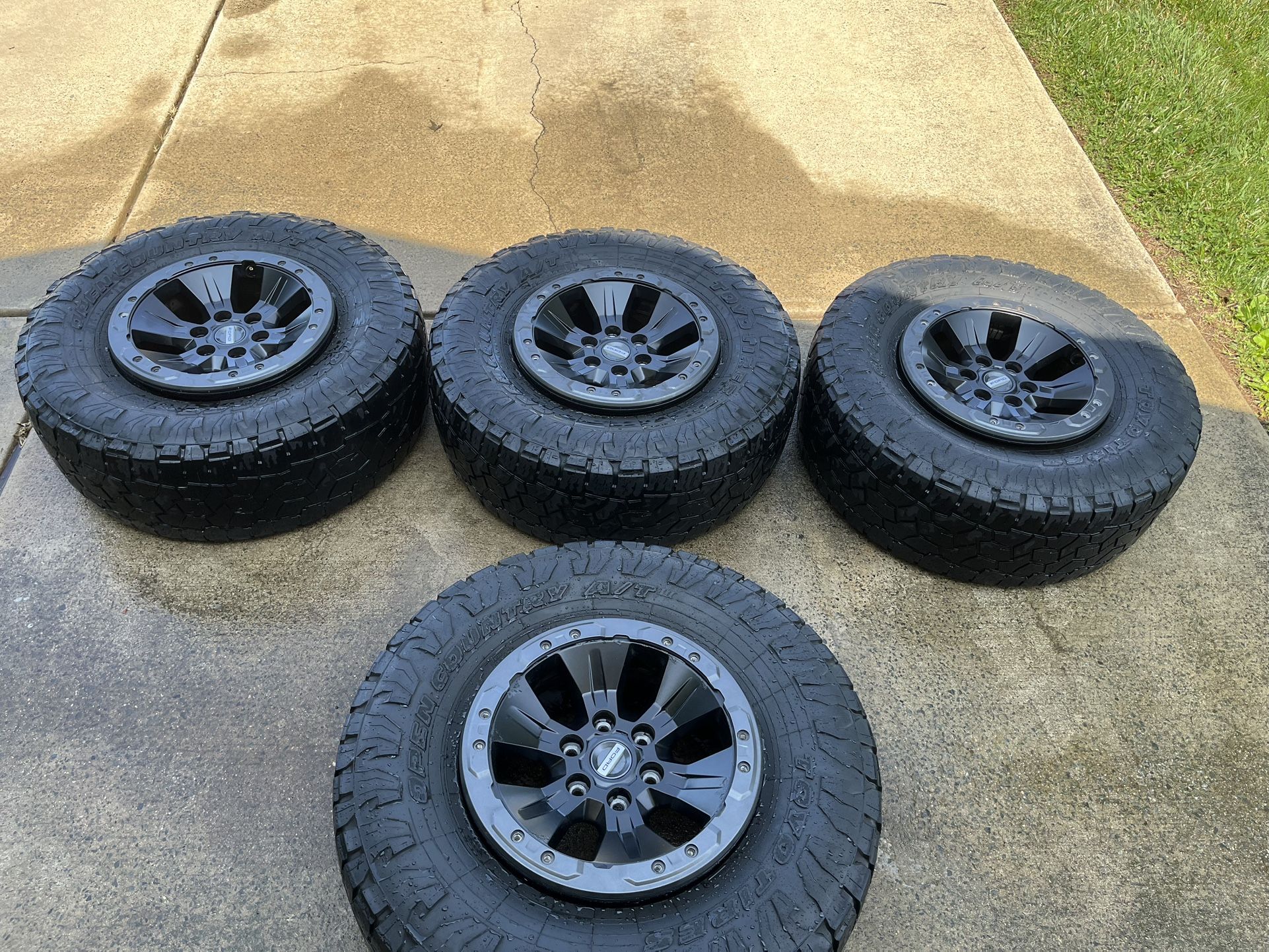 Ford Raptor Stocks