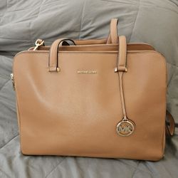 Michael Kors Jet Set Large Travel Tote