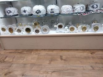 Collectible and vintage Clocks