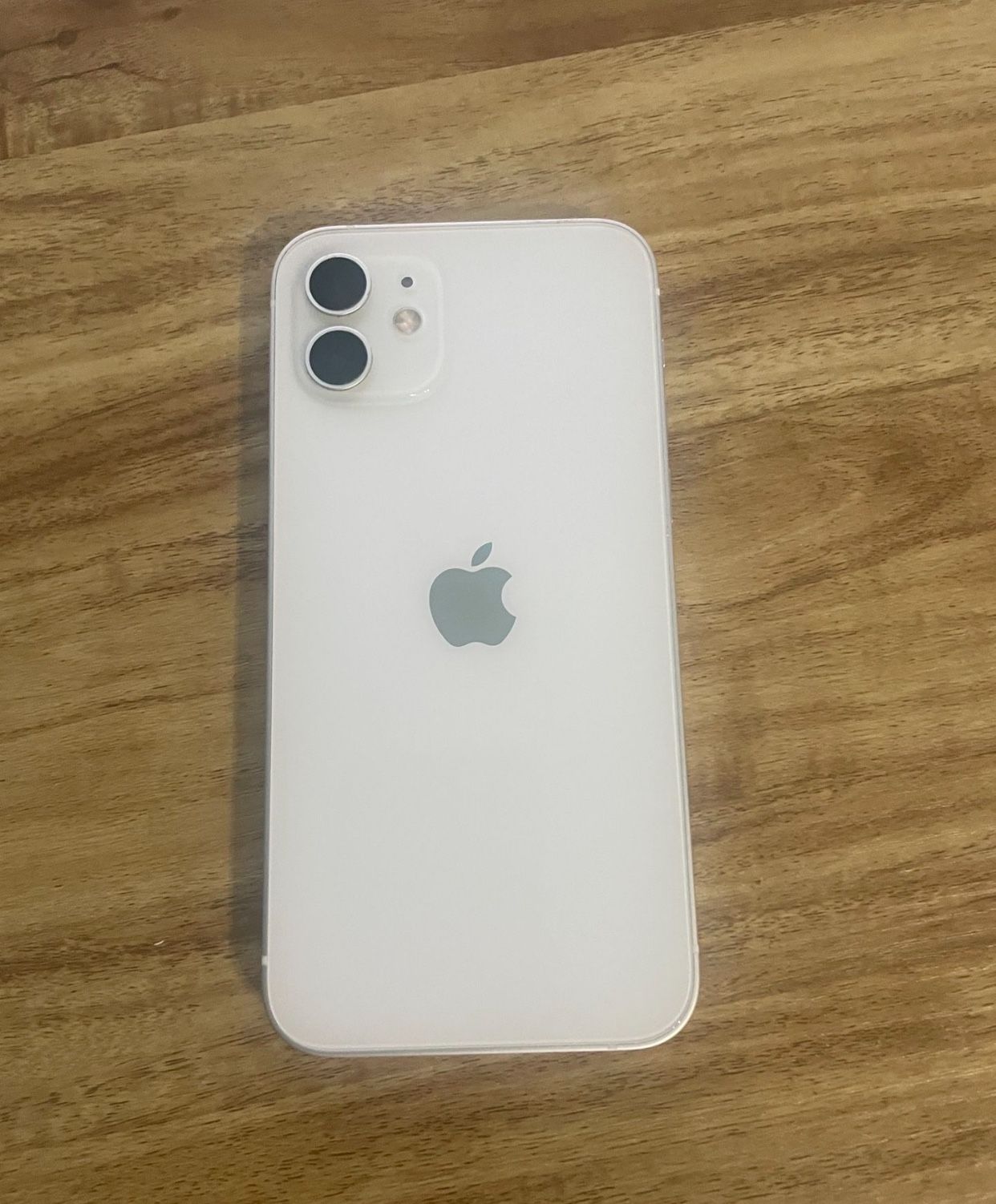 iPhone 12 Unlocked - 75% Battery health