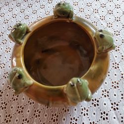 Feng Shui Ceramic Frog Flower Pot
