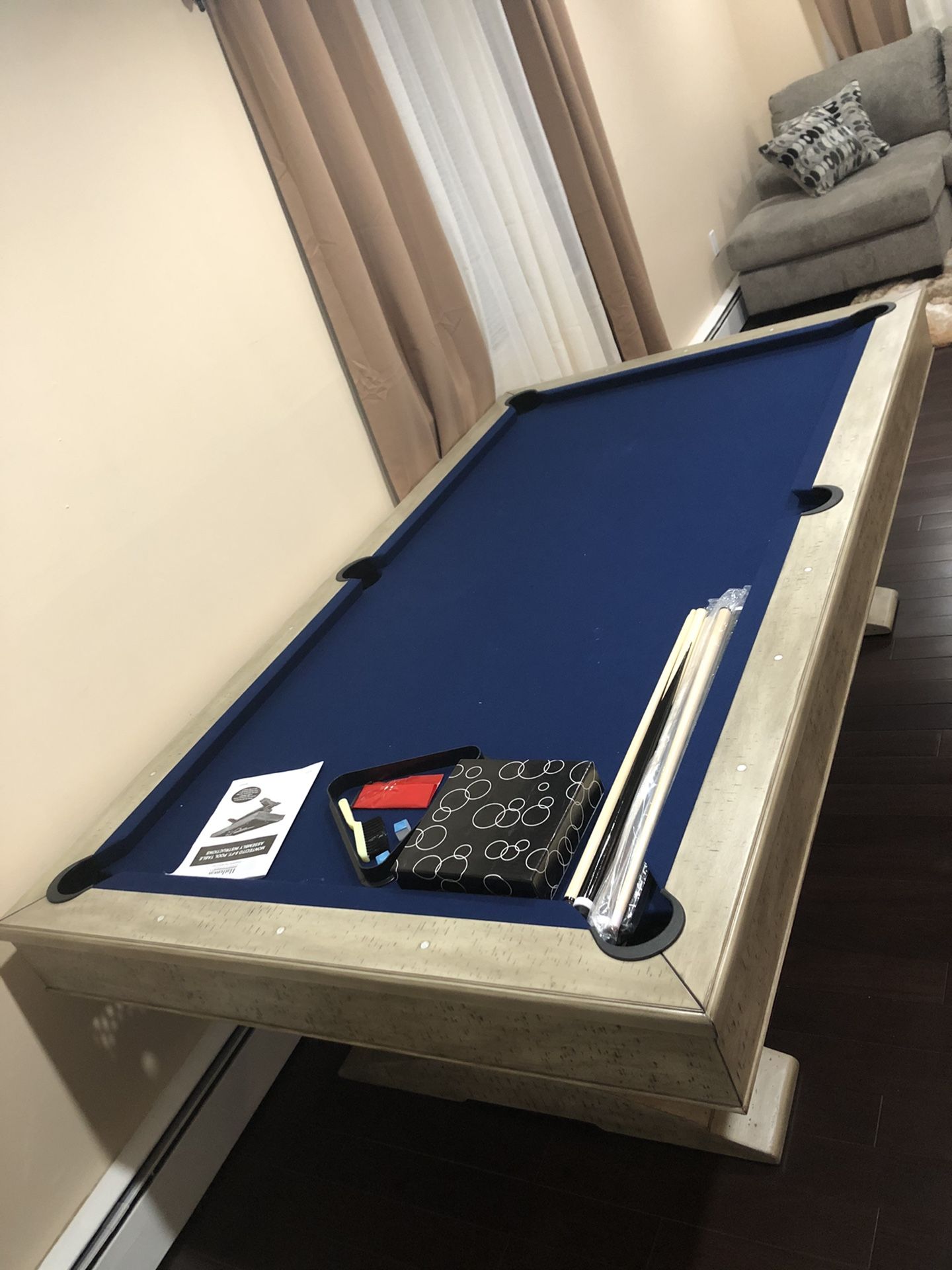 Pool table/ Dining table