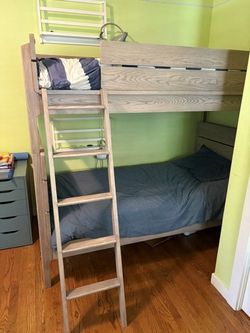 Crate & Kids Wrightwood Twin Bunk Bed - Grey - Excellent condition