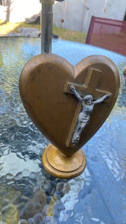 SACRED HEART WITH CROSS SOLID BRASS SCULPTURE VERY HEAVY VERY UNIQUE