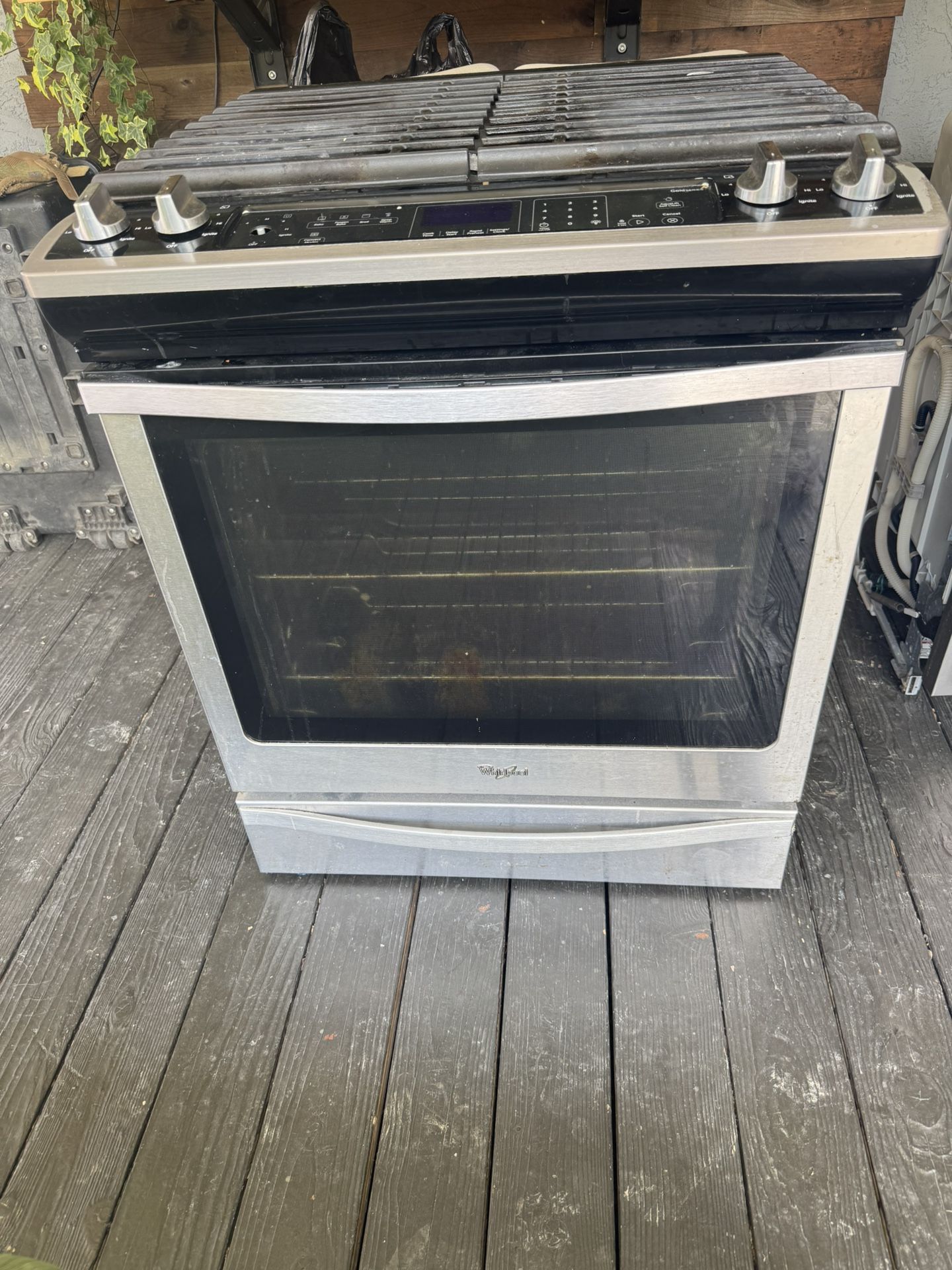 Whirlpool Gas Range Gold Series