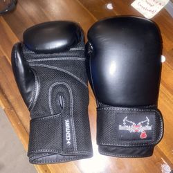 Men Boxing Gloves
