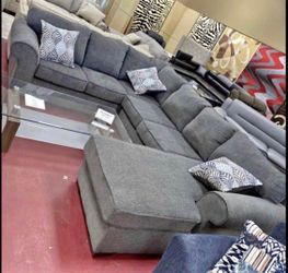 Gray Fabric Sectional Sofa with Ottoman