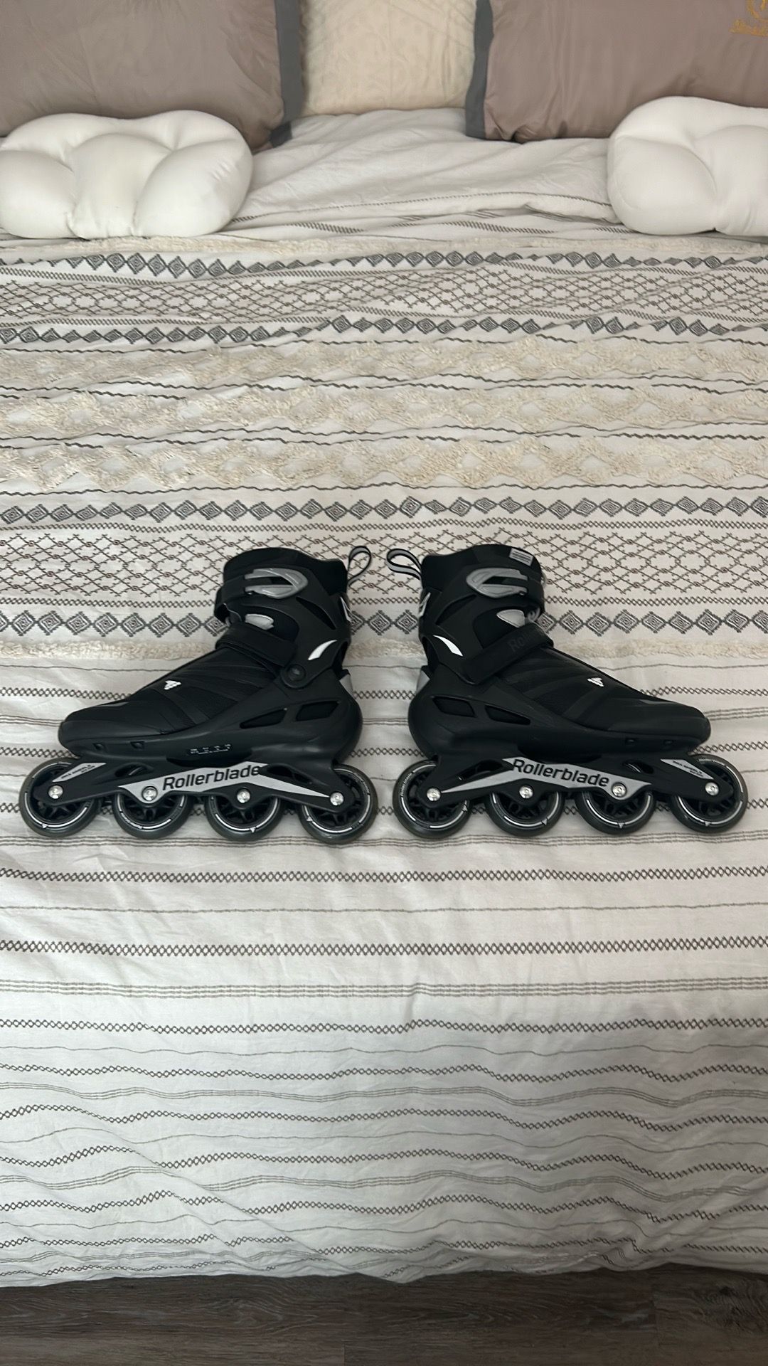 Mens Rollerblades, US size 9
