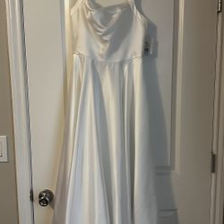 David’s Bridal Engagement Dress Class/style