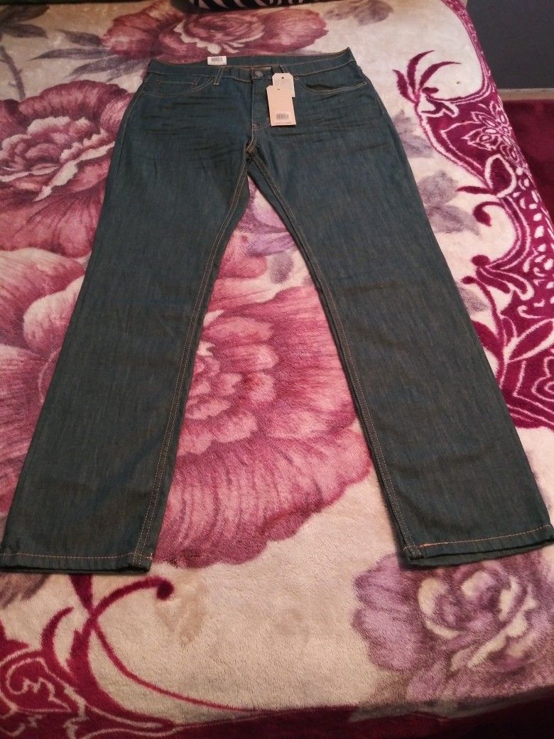 Levi's 511 Slim Fit Jeans. Pantalones