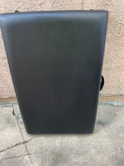 Massage table