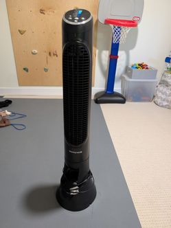 Honeywell QuietSet 8-Speed Oscillating Tower Fan