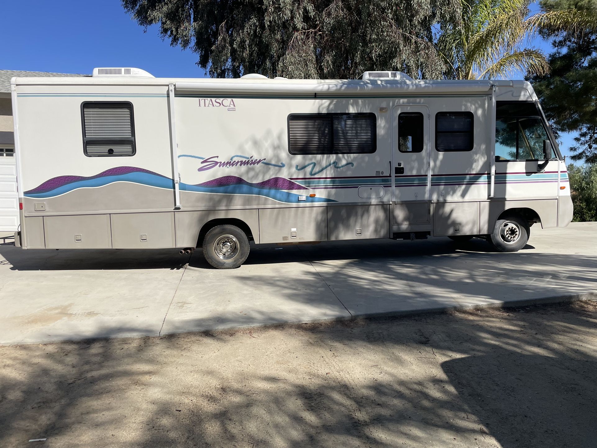 Tasca Rv 1998 Winnebago Suncruiser Motorhome for Sale in Menifee, CA - OfferUp