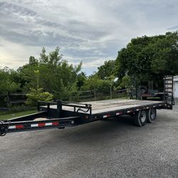 PJ 8x20 Deckover Equipment Trailer