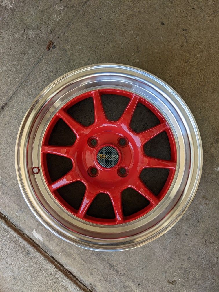 Drag DR16 15x7 Wheel