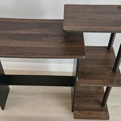 Compact Desk with Shelves – Great for Small Spaces