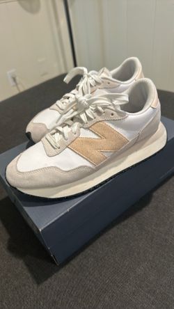 New Balance Running Shoes size 8W