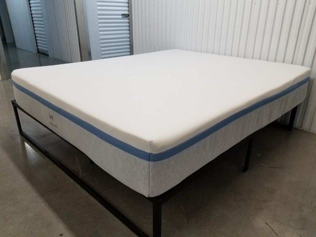 Helix Moonlight King Mattress