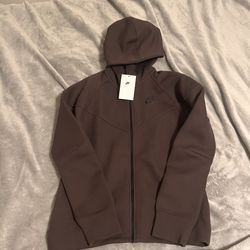 Women’s Nike Tech Fleece Hoodie Size Small