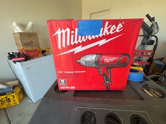 Milwaukee 1/2” Corded Impact Wrench (9070-20) — NEW, 300 ft-lbs