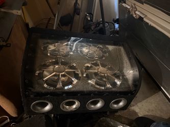 Dual 10 ported box with subwoofer