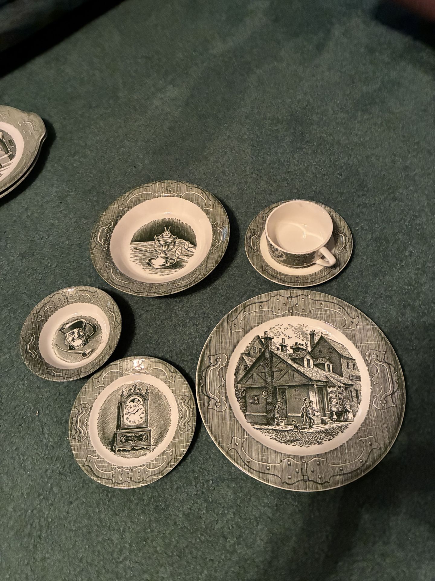 Old Curiosity Shop (green)