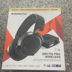Brand New Open Box - Arctic Pro Wireless