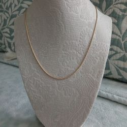 Thin Fashion Gold Necklace 