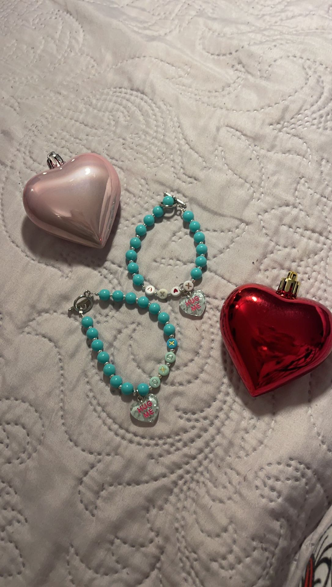 Valentine, Bracelets