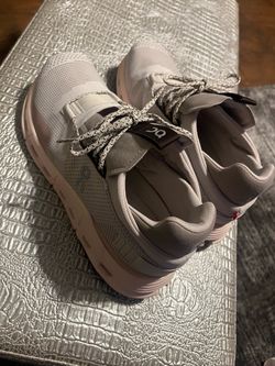 On Cloud Cloud Tech Sneakers