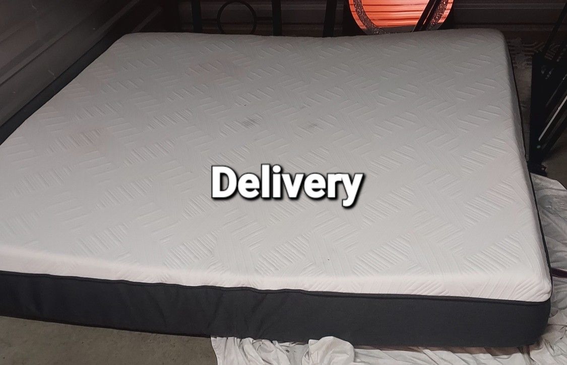 King Memory Foam Mattress 