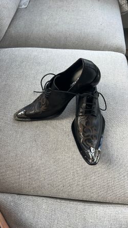 Mens shoes