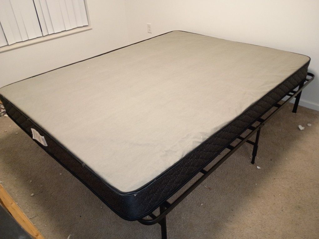 Never Used New Bed Set!!!