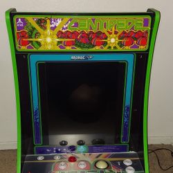 Arcade1up Partycade Centipede Mini Arcade Millipede Missile Command Crystal Castles Akka Arrh! 8 Games!