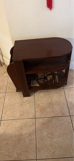 Antique collectibles the end table and magazines storage. Long 20 inch 1.2, 12 inch, 20 inch 1/2