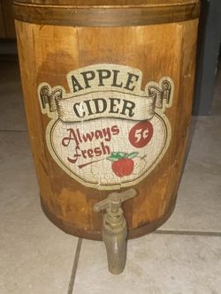 Apple Bucket Decor