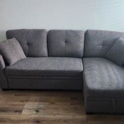 Gray Sectional Sleeper w/ Chaise Lounge. Great Condition!