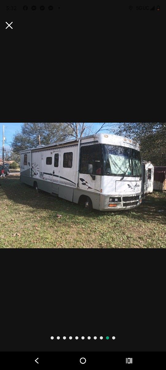 1998 Winnebago Adventurer