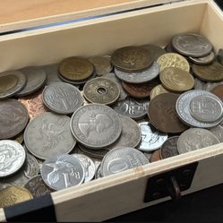 World Coin Collection , 100 Coin 