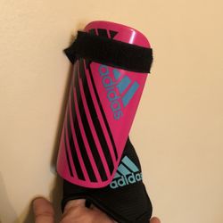 Adidas shin guards Age 3 to 5