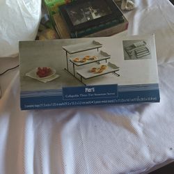 Collapsible three tier stoneware server