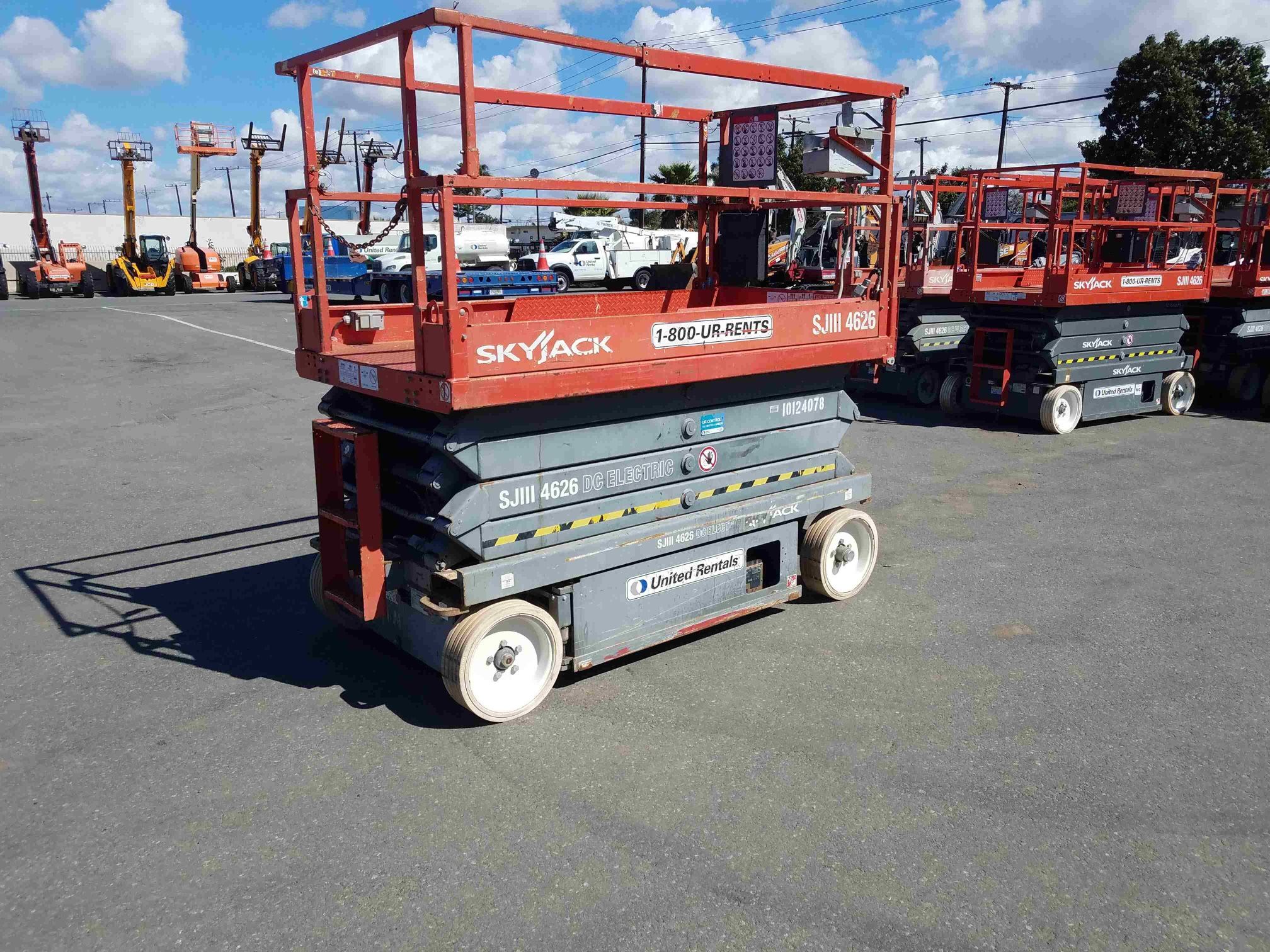 2013 Skyjack 26 Foot Scissor Lift
